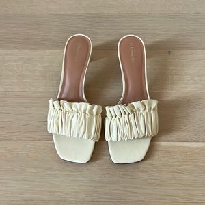 Reformation Shereen Ruched Block Heel Mule US 7.5 (Parmesan/Ivory)